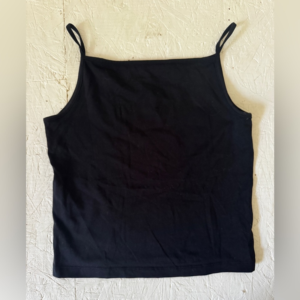 Minimalist black tank cropped